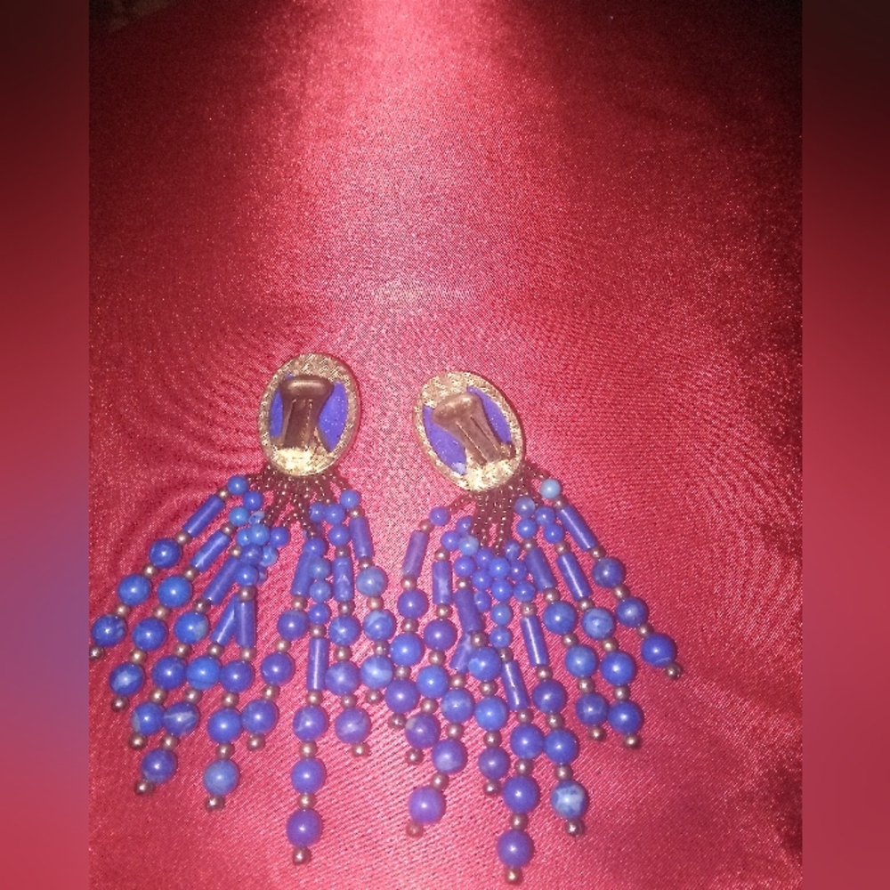 Elegant Blue 🔵 stone Clip On Earrings. '80s - Picture 2 of 2